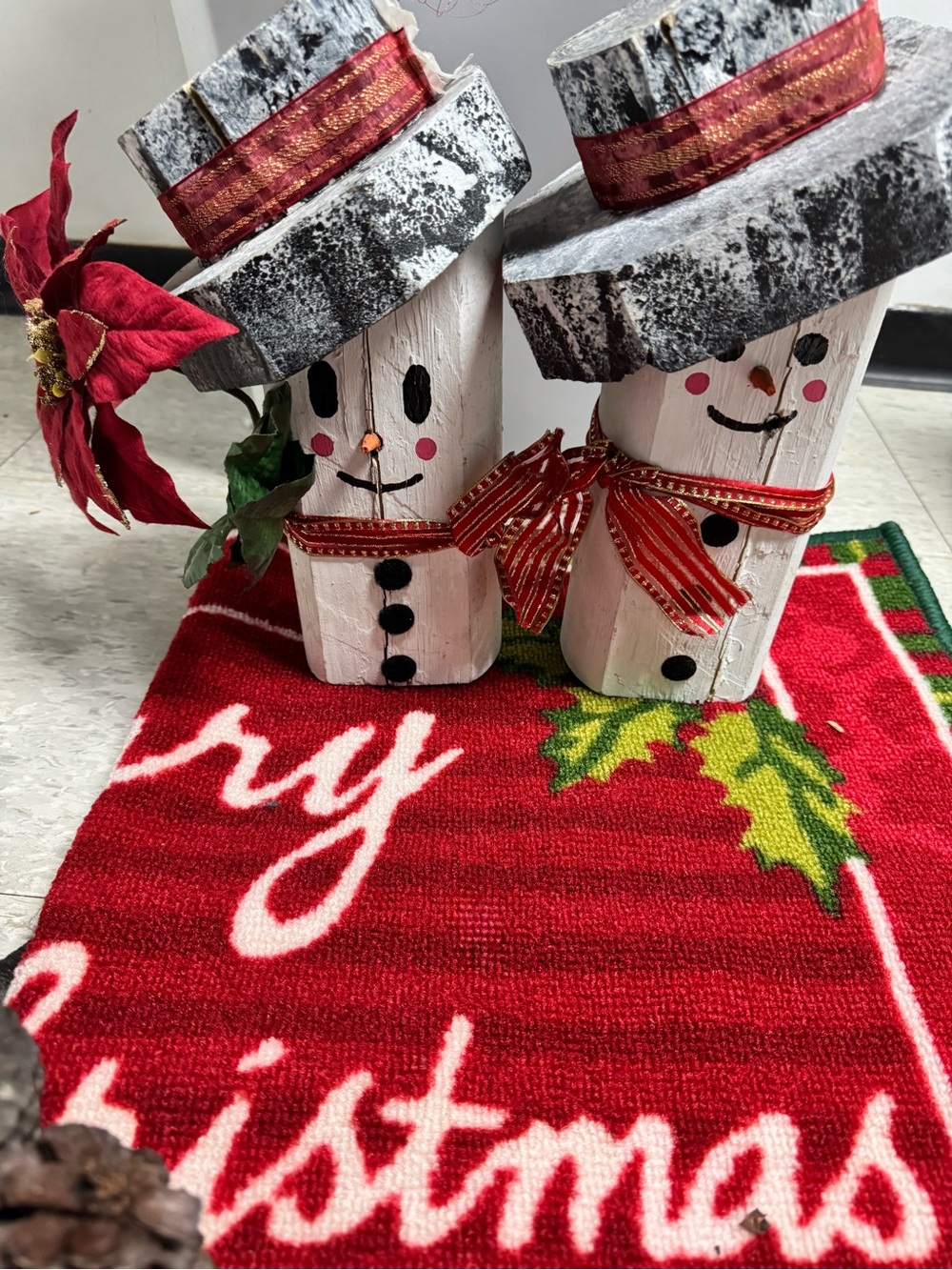 Set of Wooden Snowmen – Holiday Decor